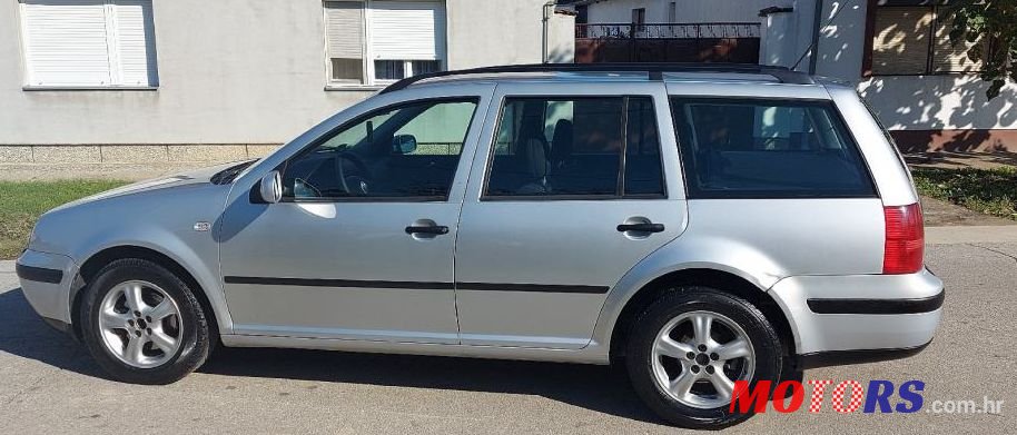 2002' Volkswagen Golf Iv Variant 1,9 Tdi photo #1