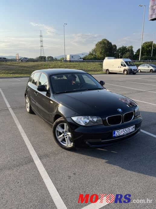 2011' BMW Serija 1 116D Sport photo #3