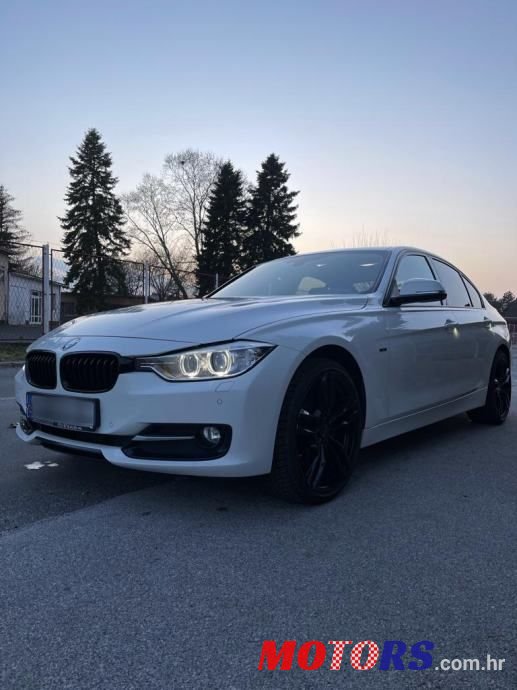 2013' BMW Serija 3 318Xd photo #1