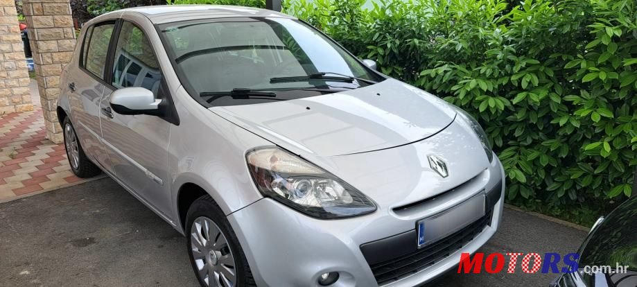 2009' Renault Clio 1,5 Dci photo #2