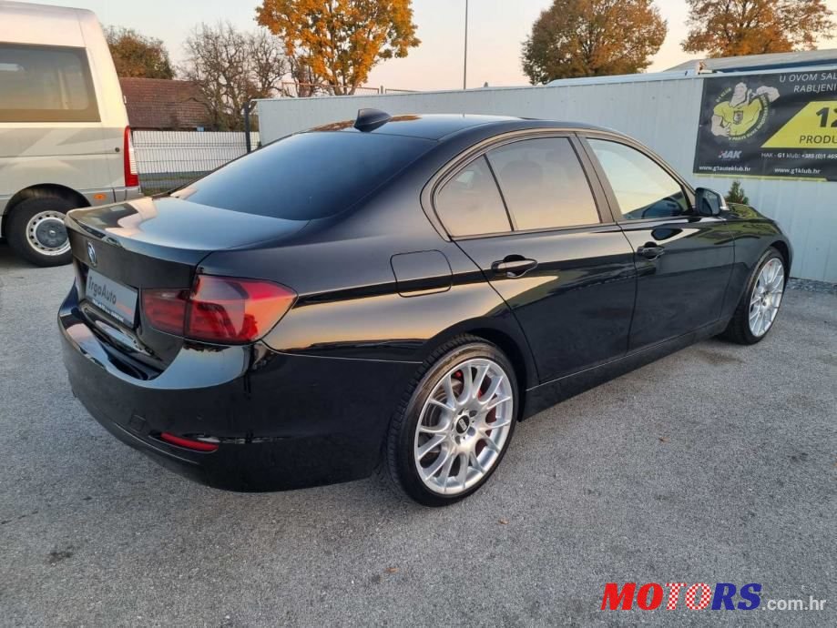 2012' BMW Serija 3 318D photo #6