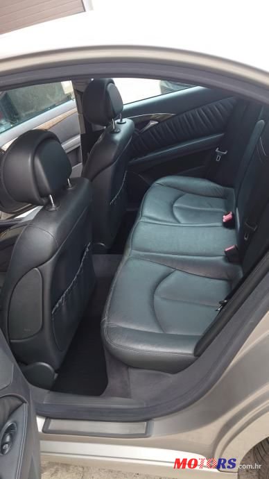 2005' Mercedes-Benz E-Klasa 320 Cdi photo #4