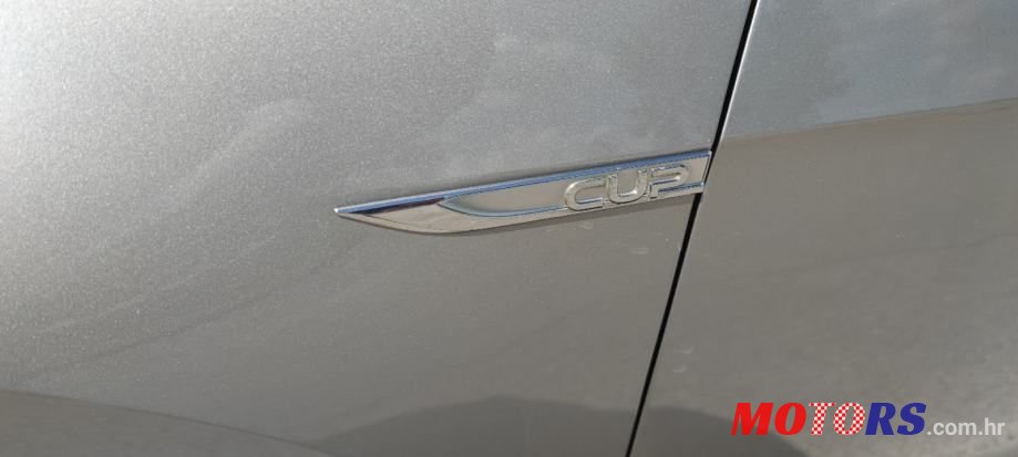 2015' Volkswagen Golf VII 1,6 Tdi photo #6