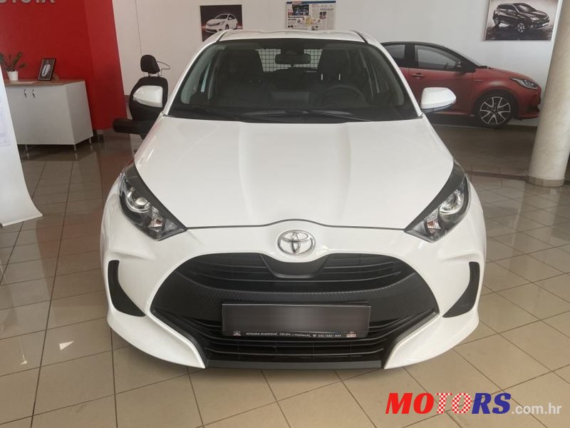 2022' Toyota Yaris 1,0 photo #1