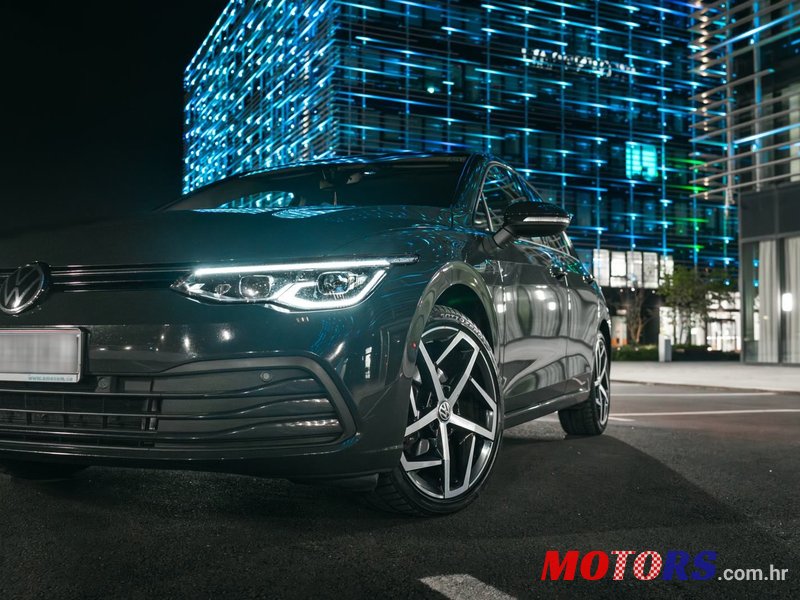 2020' Volkswagen Golf VIII 2,0 Tdi photo #1