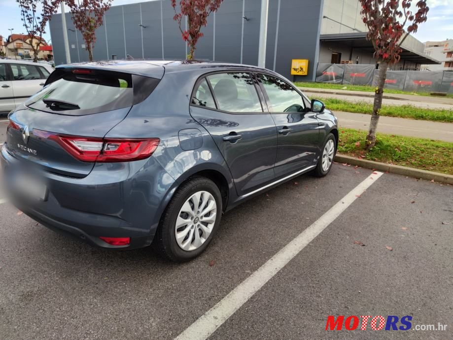 2019' Renault Megane Blue Dci 95 photo #2
