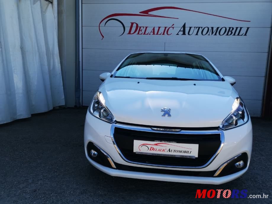 2017' Peugeot 208 photo #5