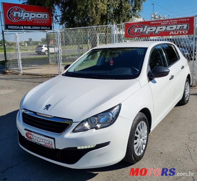 2014' Peugeot 308 photo #1