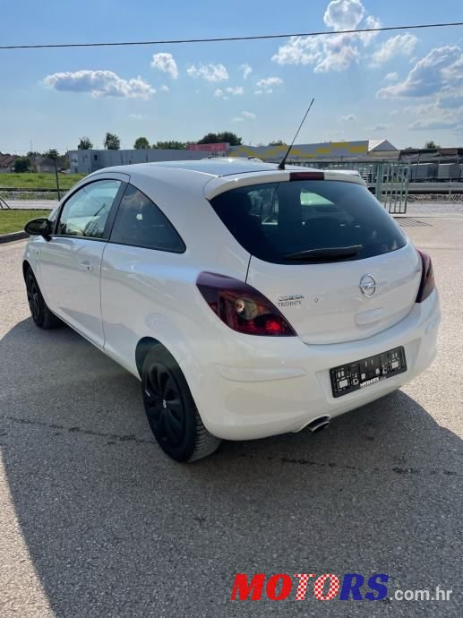 2011' Opel Corsa 1,3 Cdti photo #2