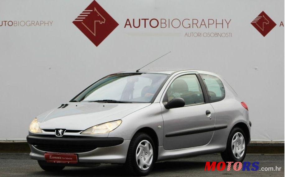 2001' Peugeot 206 206 1,4 photo #2