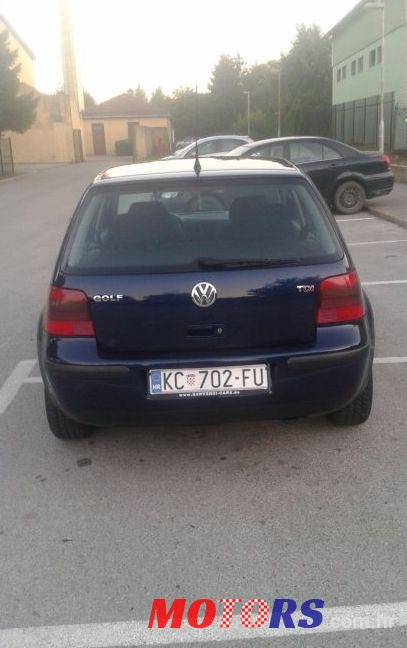 2002' Volkswagen Golf IV 1,9 Tdi photo #1