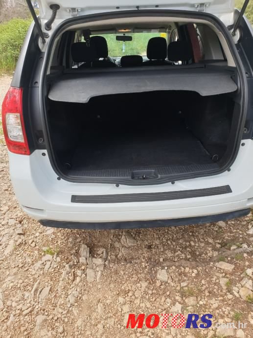 2015' Dacia Logan photo #3