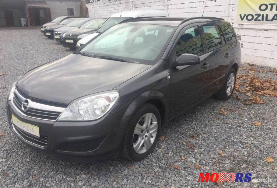 2009' Opel Astra Karavan photo #1