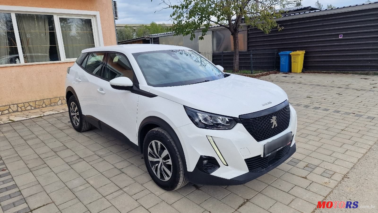 2020' Peugeot 2008 1,5 Bluehdi photo #3