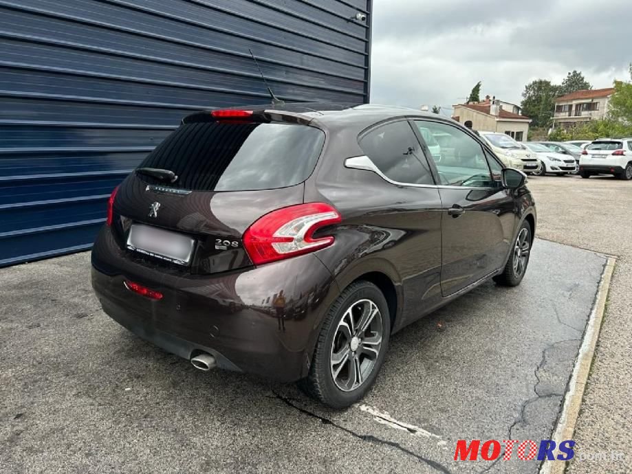 2012' Peugeot 208 1,6 E-Hdi photo #5