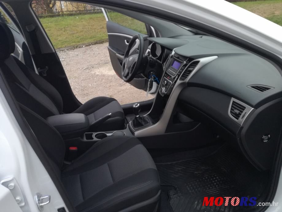 2015' Hyundai i30 1,6 Crdi photo #5
