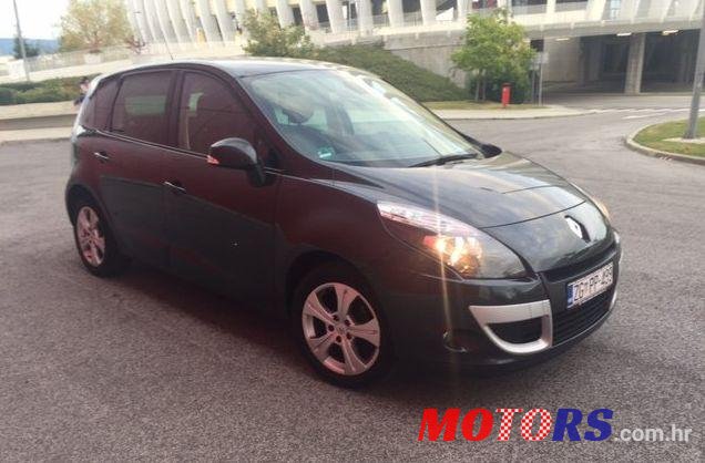 2012' Renault Scenic 1,5 Dci photo #1