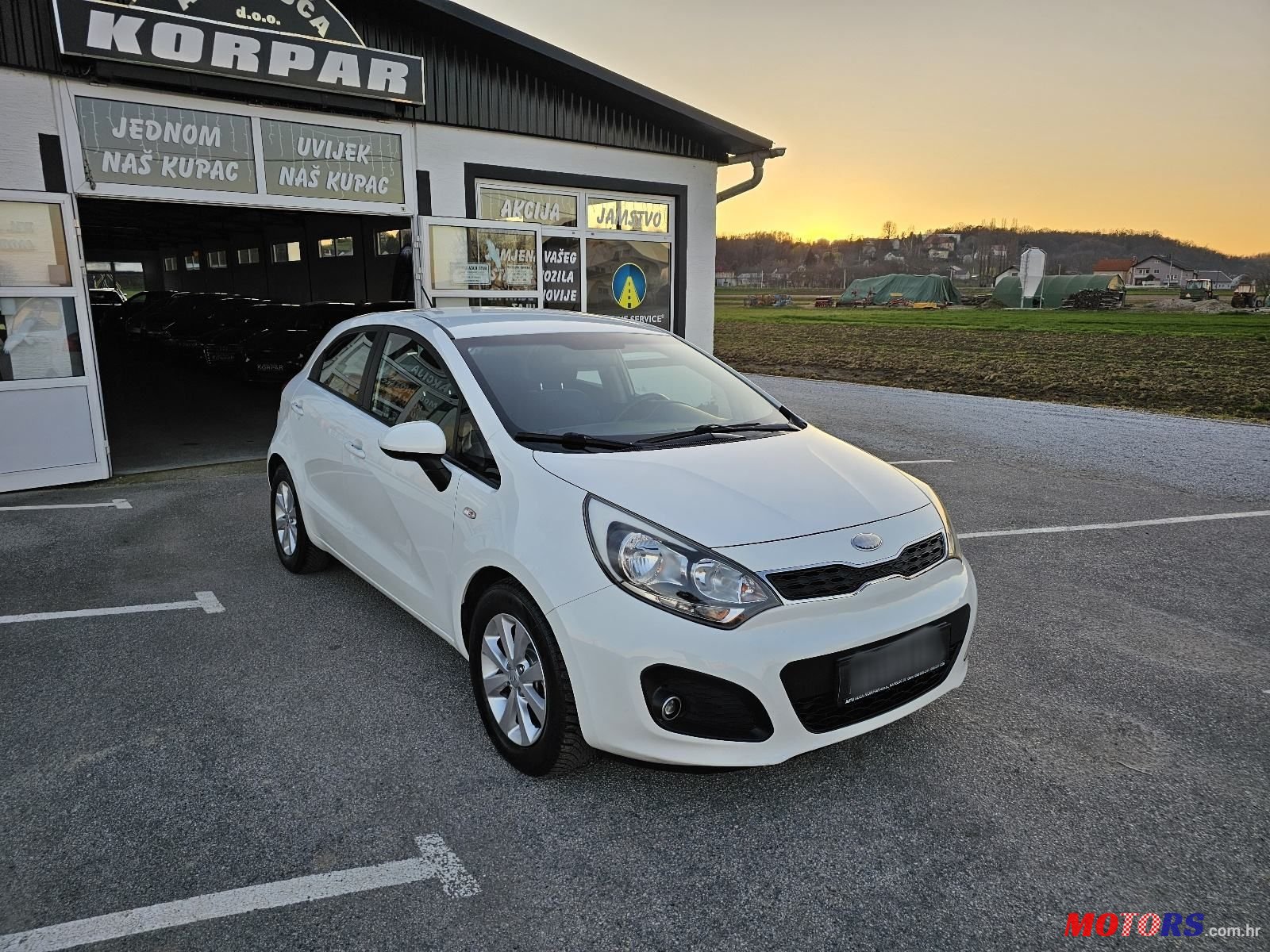 2013' Kia Rio 1.4 Crdi Ex Urban photo #3