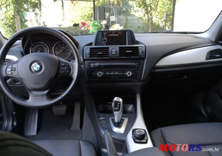 2013' BMW Serija 1 116D photo #1