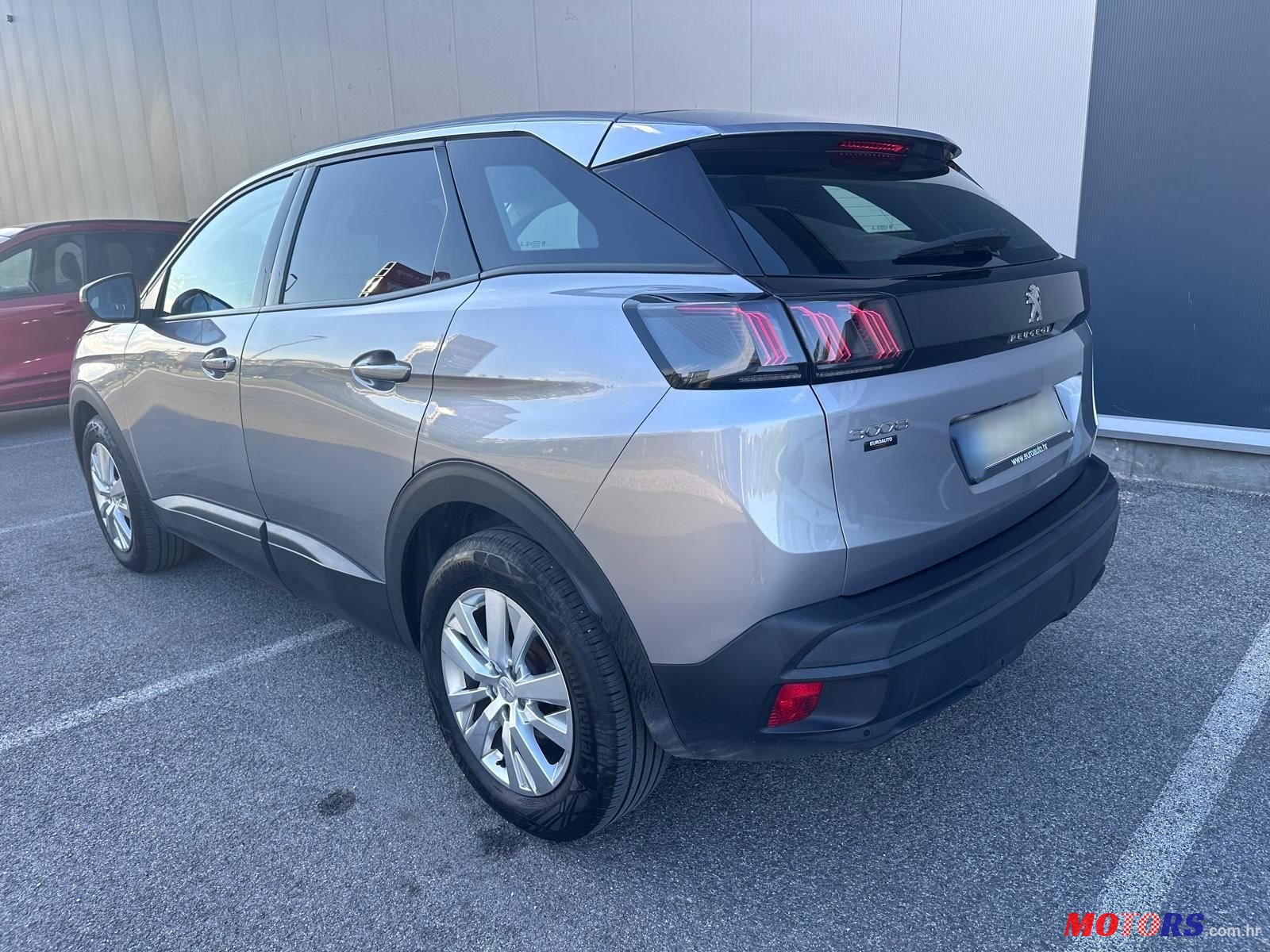 2021' Peugeot 3008 1,5 Bluehdi photo #4