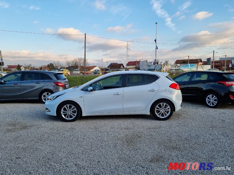 2014' Kia Ceed photo #6
