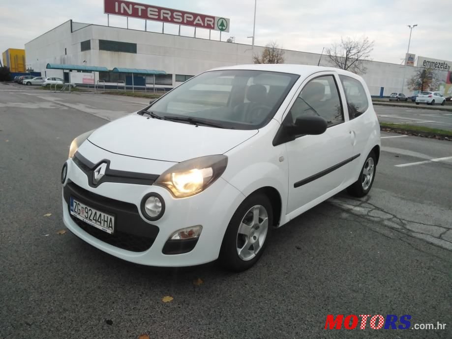 2013' Renault Twingo photo #2