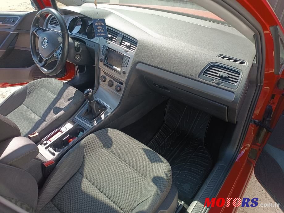 2014' Volkswagen Golf 7 1,6 Tdi Bmt photo #5