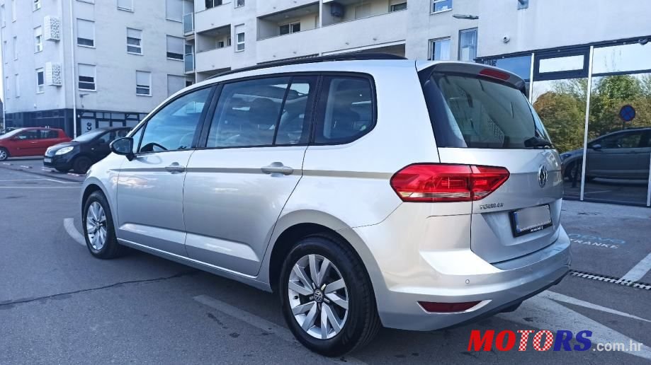 2017' Volkswagen Touran 1,6 Tdi photo #4