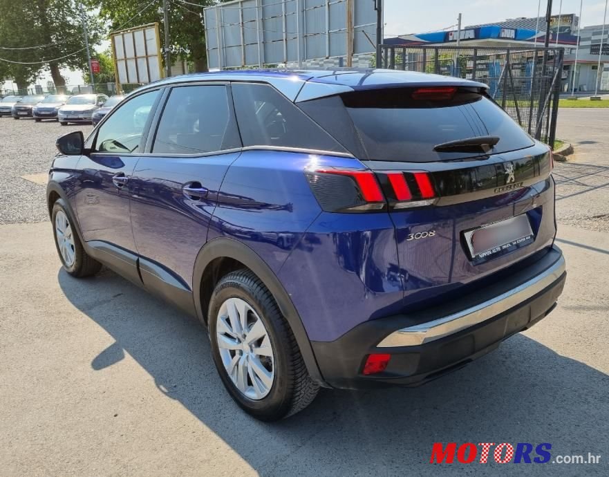 2020' Peugeot 3008 photo #4