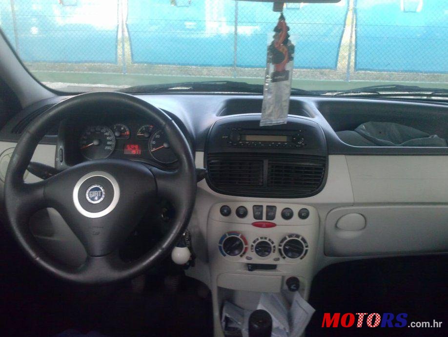 2005' Fiat Punto 1,3 Multijet 16V photo #2