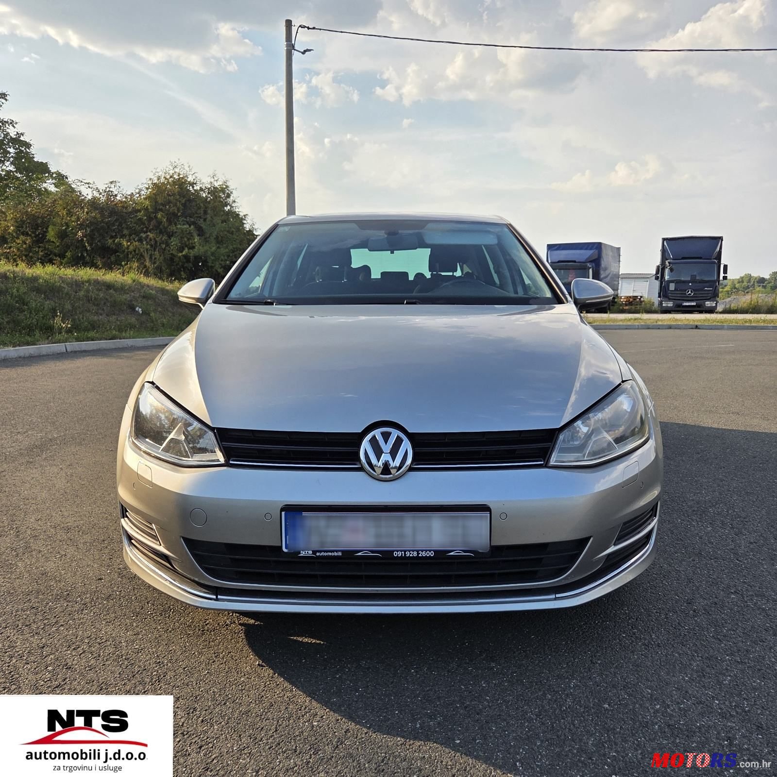 2013' Volkswagen Golf VII photo #3