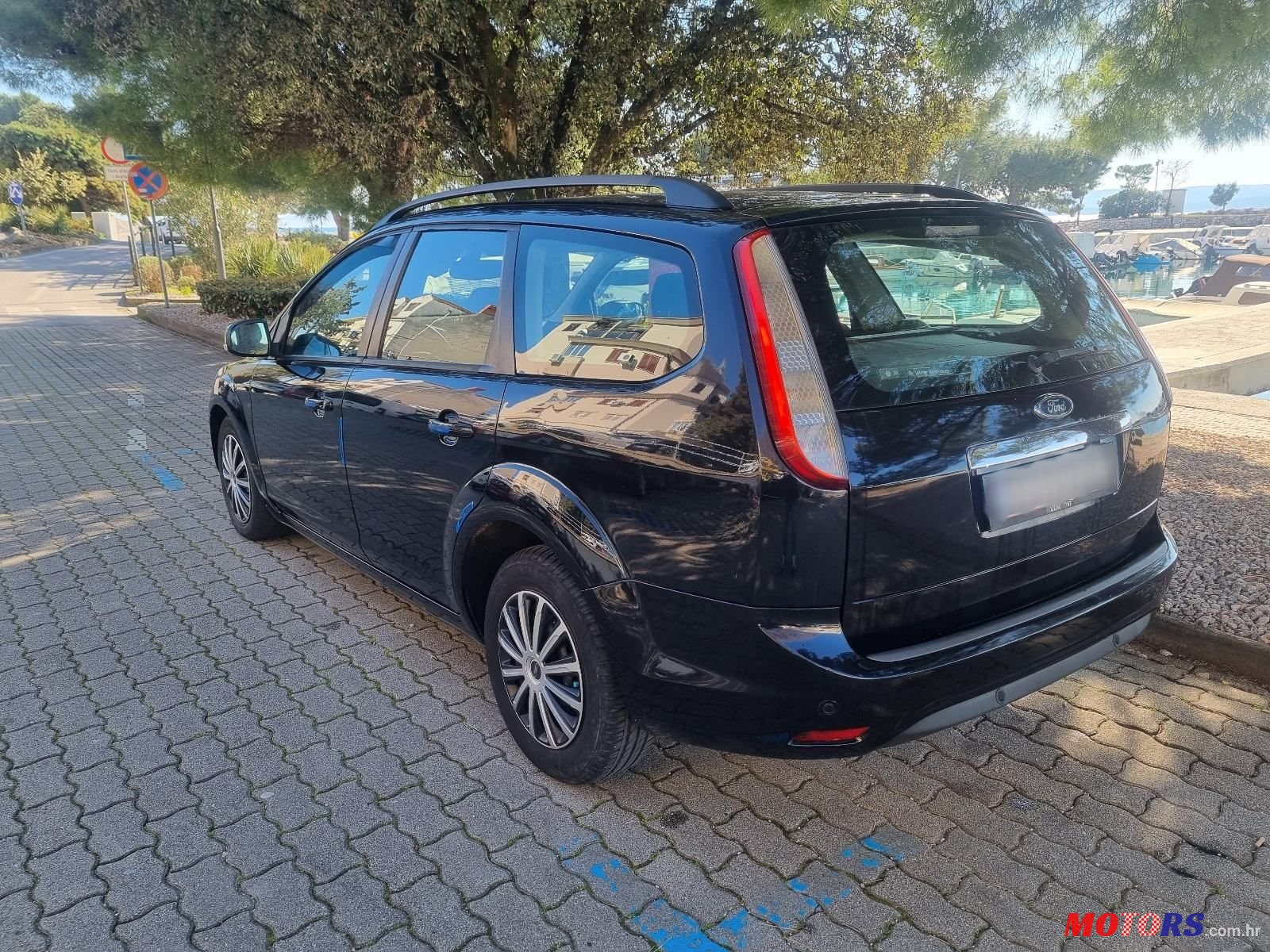 2008' Ford Focus Karavan photo #3