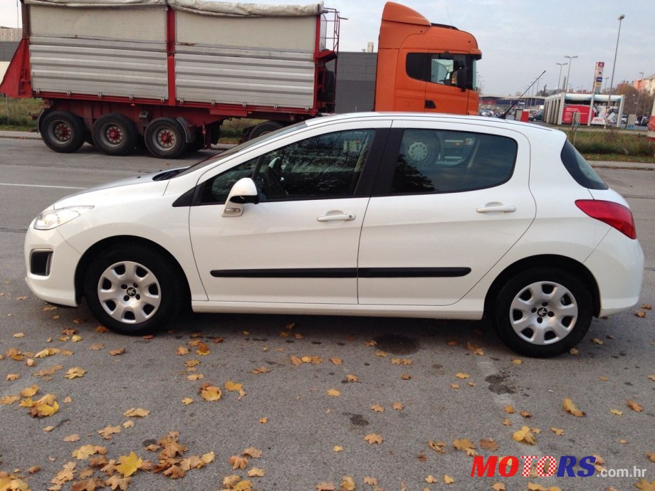 2013' Peugeot 308 1,6 hdi photo #6