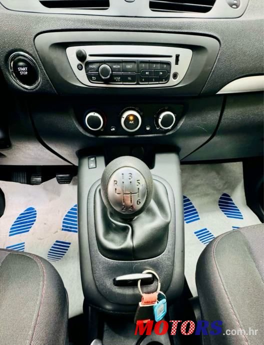 2015' Renault Scenic 1,5 Dci photo #6