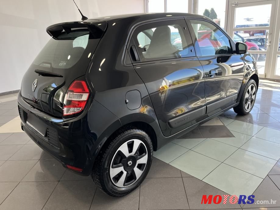 2015' Renault Twingo Sce photo #5