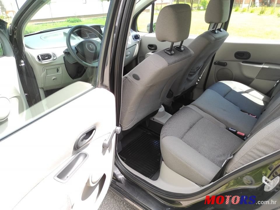 2006' Renault Modus 1,5 Dci photo #6