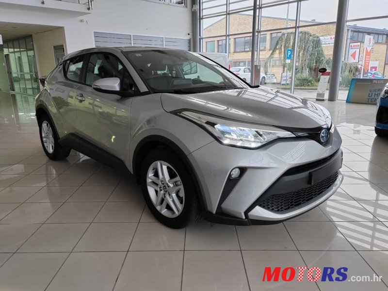 2023' Toyota C-HR 1,8 photo #3