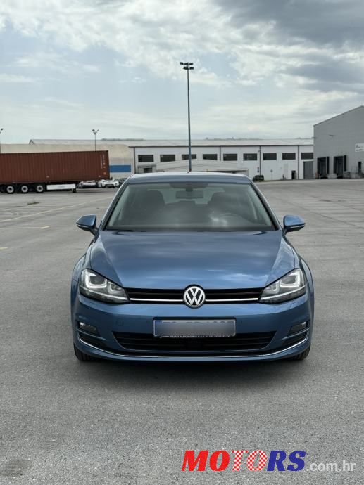 2015' Volkswagen Golf VII 1,6 Tdi Bmt photo #2