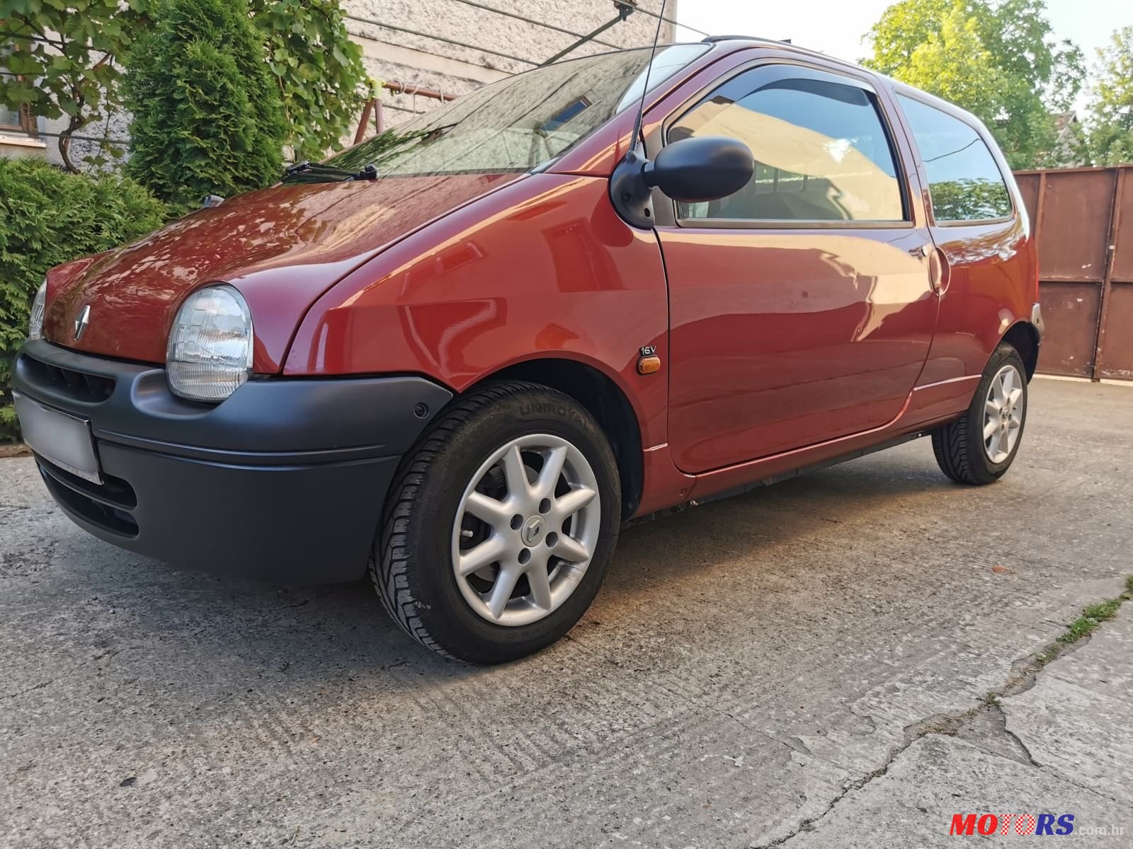 1999' Renault Twingo Base photo #1