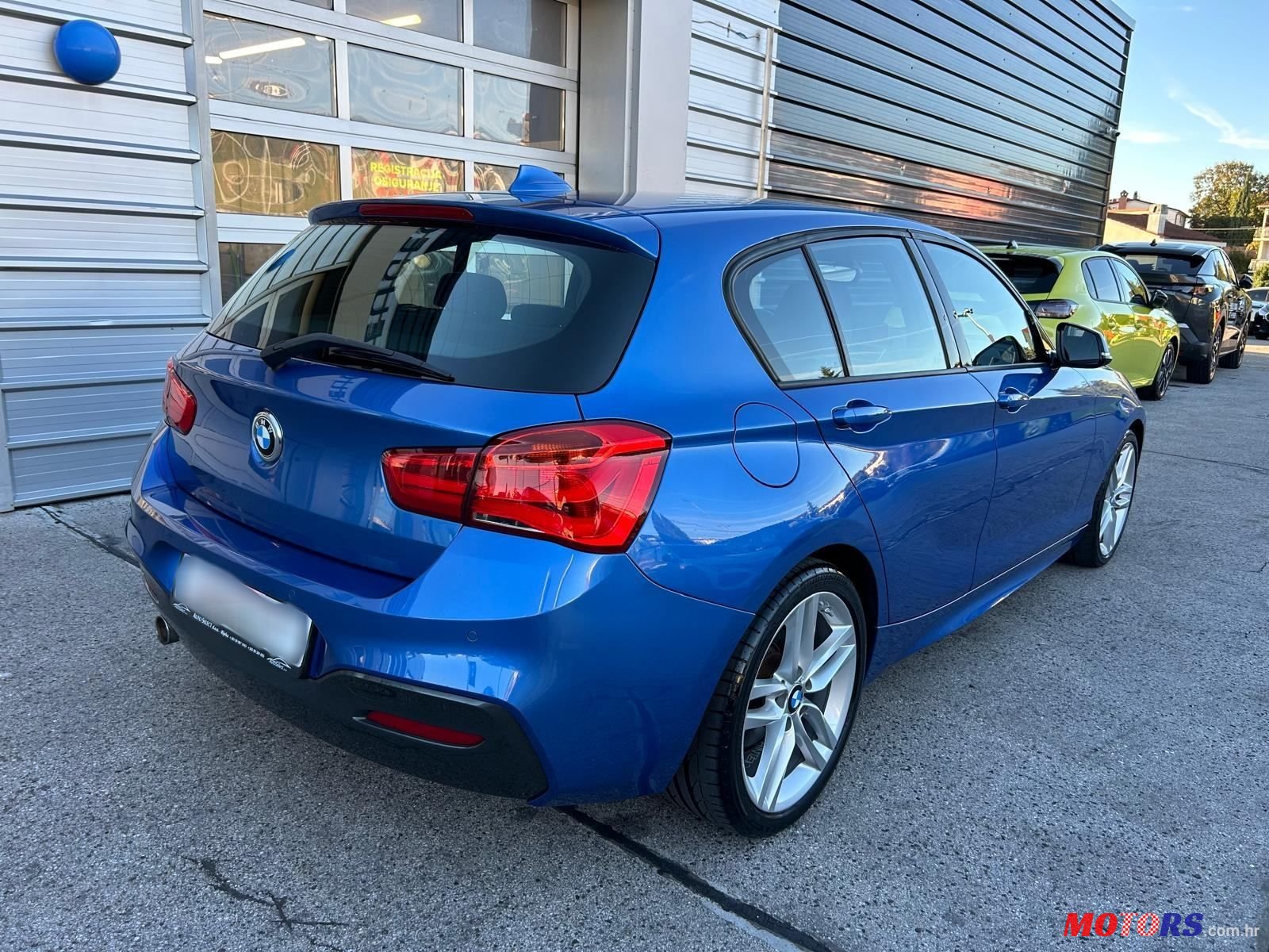 2016' BMW Serija 1 116D photo #4