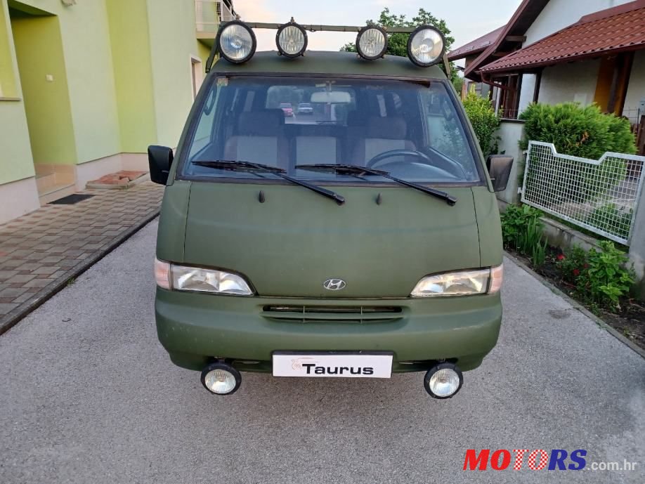 1996' Hyundai H-100 photo #2