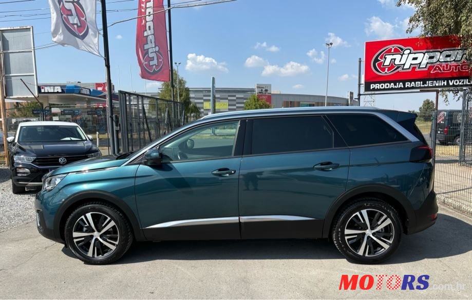 2018' Peugeot 5008 1,5 Bluehdi photo #3