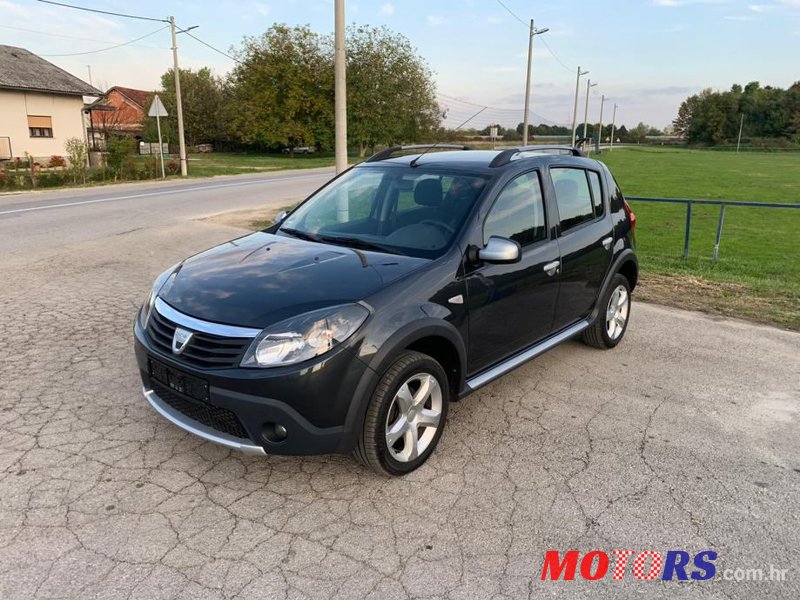 2010' Dacia Sandero 1,5 Dci photo #1