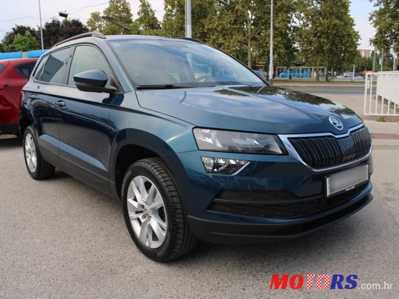 2020' Skoda Karoq 1.0 Tsi photo #4