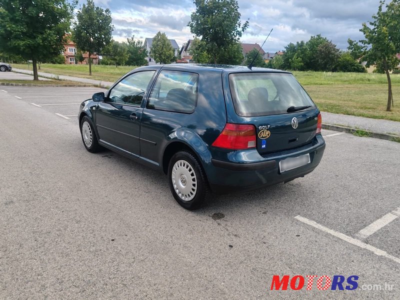 2002' Volkswagen Golf IV 1,9 Sdi photo #6
