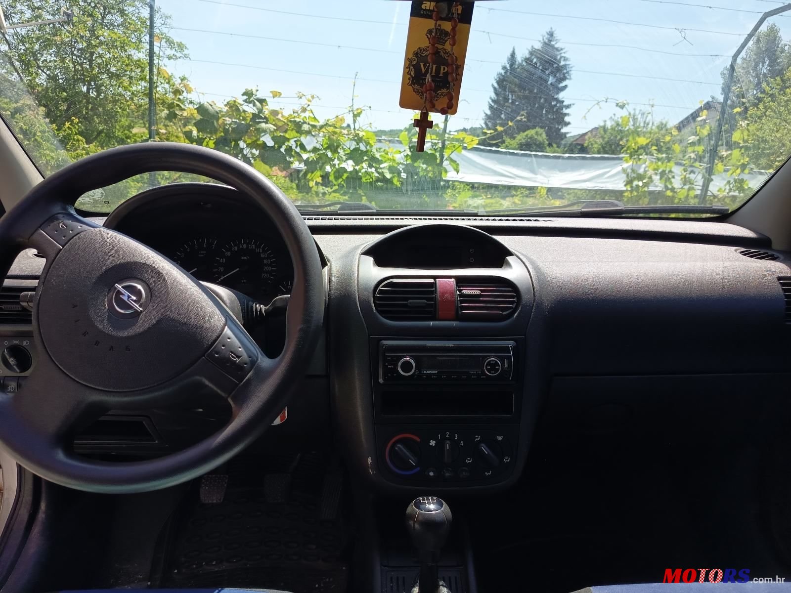 2005' Opel Corsa 1,2 16V photo #2