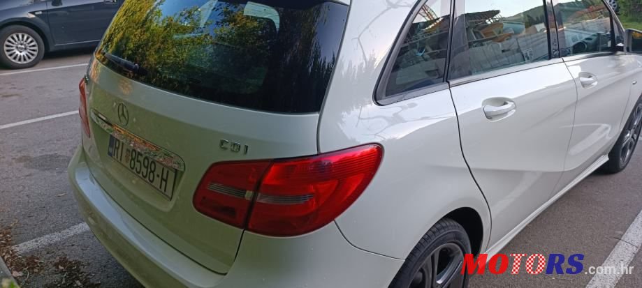 2012' Mercedes-Benz B-Klasa 180 Cdi photo #6