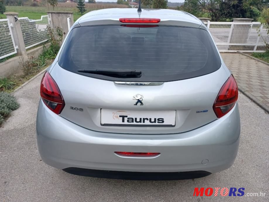 2016' Peugeot 208 photo #5