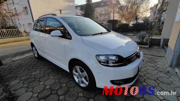 2010' Volkswagen Golf Plus 1,6 Tdi photo #1