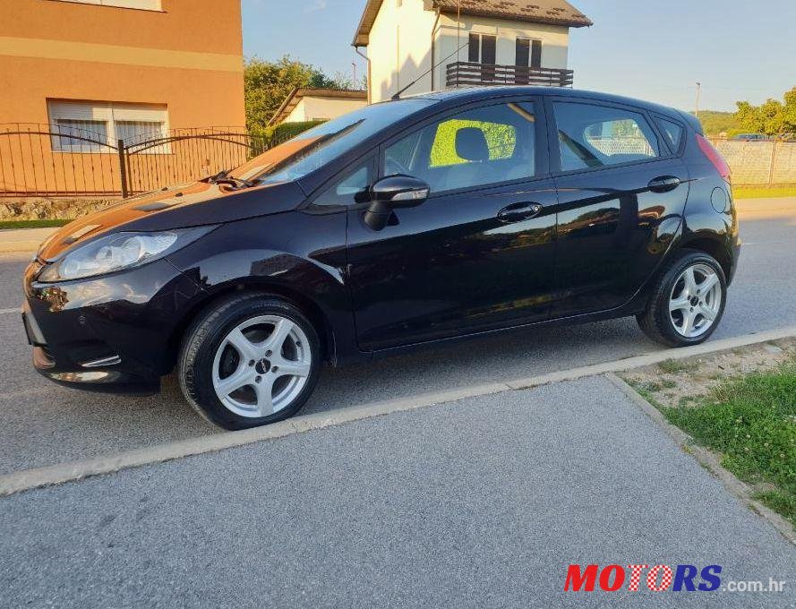 2010' Ford Fiesta 1,6 16V photo #1